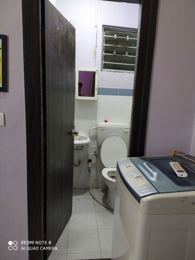 Bathroom, shapoorji-pallonji-shukho-brishti 2 Bedroom 760 Sq.Ft. Apartment In Rajarhat New Town Kolkata 9923437