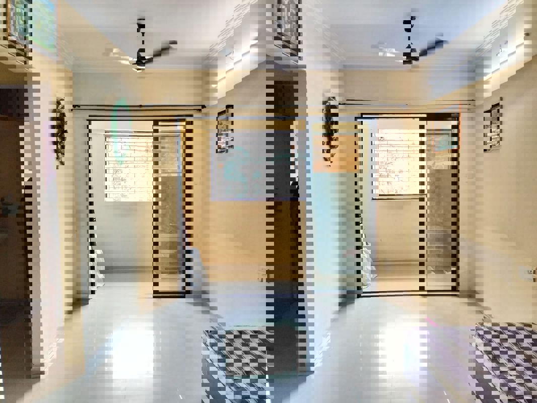 2 BHK 1000 Sq.Ft. Apartment in Swastik Palms CHS