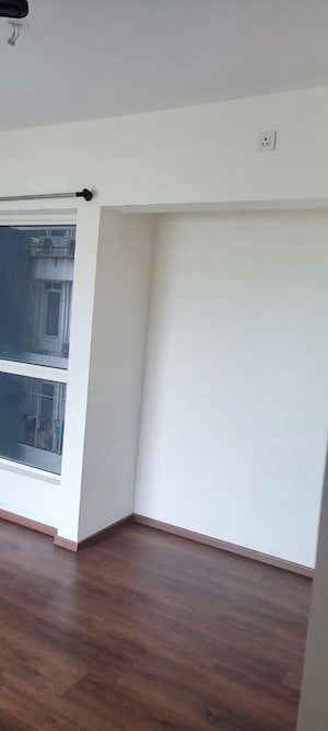 Room in 2 BHK Apartment at Courtyard by Narang Realty and The Wadhwa Group, Pokhran Road No Two – for Sale