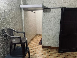  2 BHK Apartment at Janakpuri – for Rent