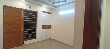 Room in 2 BHK Builder Floor at Amolik Residency, Sector 86 – for Sale