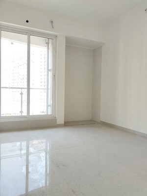 2 BHK Apartment For Sale in Regency Heights, Ghodbunder Road