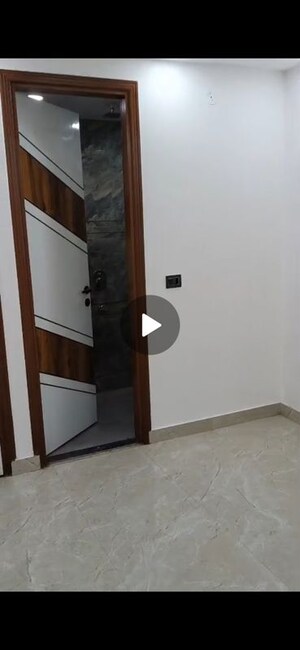 Bathroom in 3 BHK Builder Floor at Govindpuri – for Rent