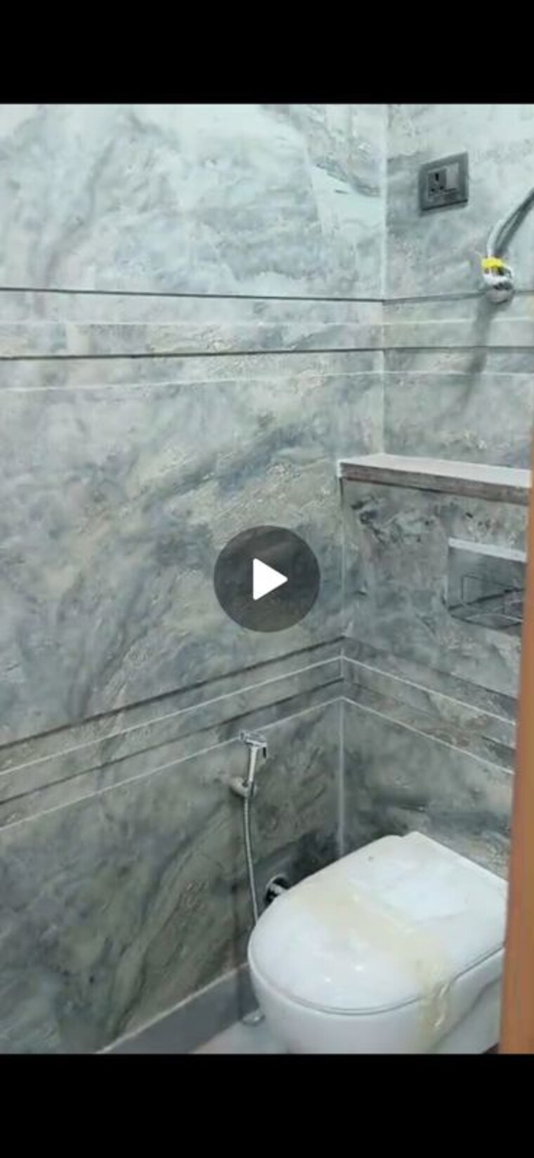 Bathroom, govindpuri 3 Bedroom 90 Sq.Yd. Builder Floor In Govindpuri Delhi 9923537