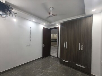 Room in 3 BHK Builder Floor at Kirti Nagar – for Sale