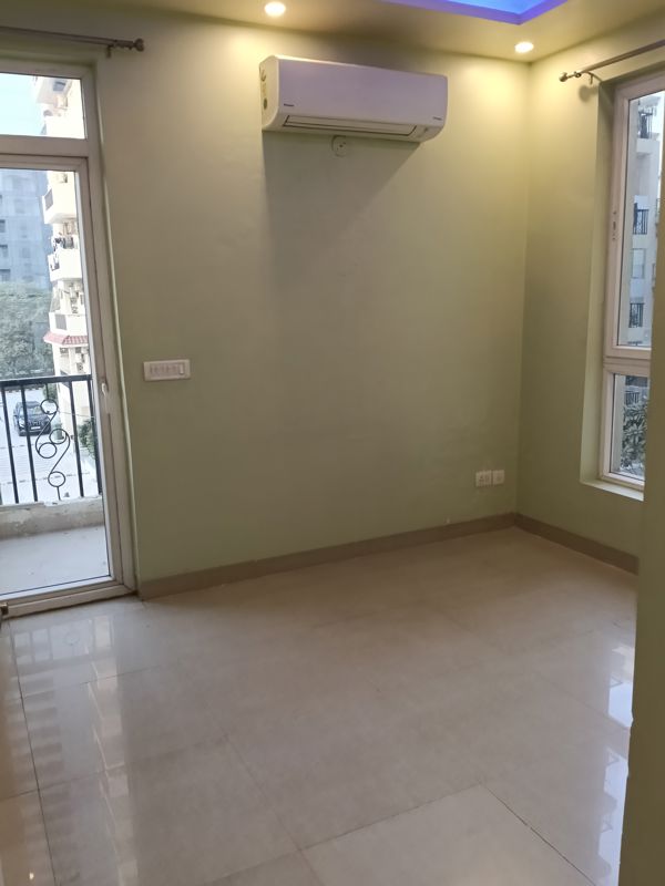 2 BHK + Pooja Room 1020 Sq.Ft. Apartment in Emaar Emerald Estate