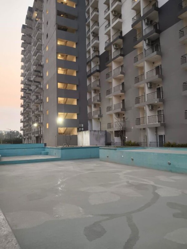 Exterior View, knowledge park 3 greater noida 1 RK 400 Sq.Ft. Apartment In Knowledge Park 3 Greater Noida Greater Noida 9923562