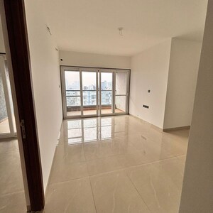 Room in 2 BHK Apartment at Pristine Allure, Santipur – for Rent