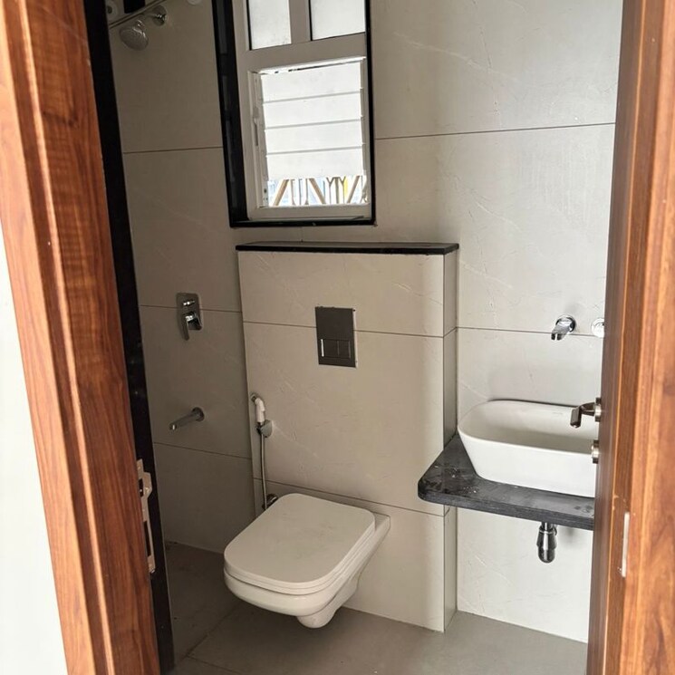 Bathroom, pristine-allure 2 Bedroom 782 Sq.Ft. Apartment In Santipur Pune 9923567