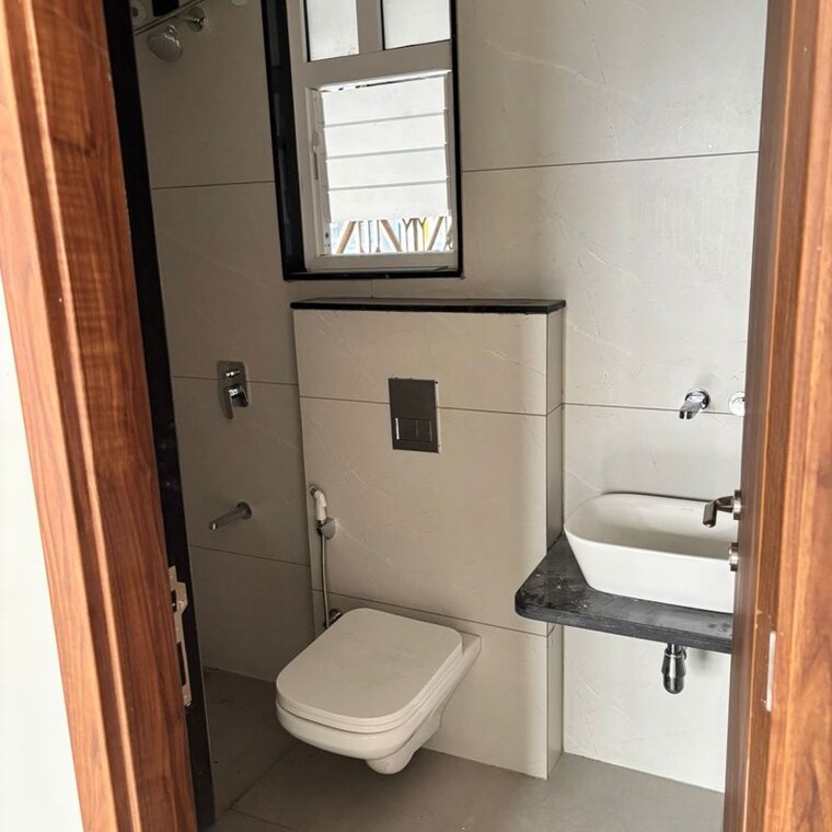 Bathroom, pristine-allure 2 Bedroom 782 Sq.Ft. Apartment In Santipur Pune 9923567