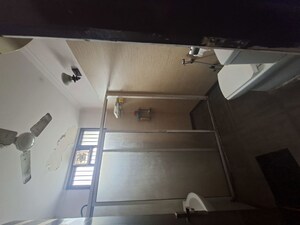 Furnished Amenities in 3 BHK Independent House at RWA Apartments Sector 50, Sector 50 – for Rent