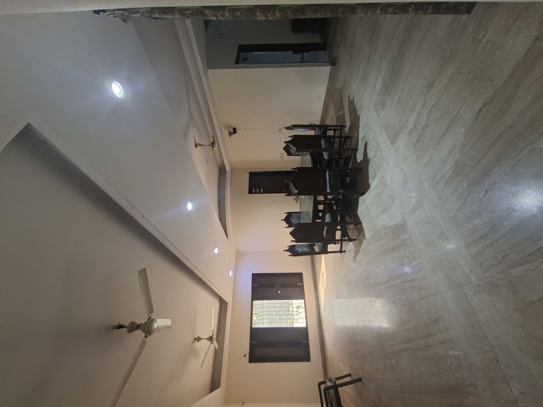 3 BHK + Pooja Room,Study Room 450 Sq.Mt. Independent House in RWA Apartments Sector 50