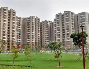 3 BHK Apartment For Sale in Shri Radha Sky Gardens, Sector 16b Greater Noida