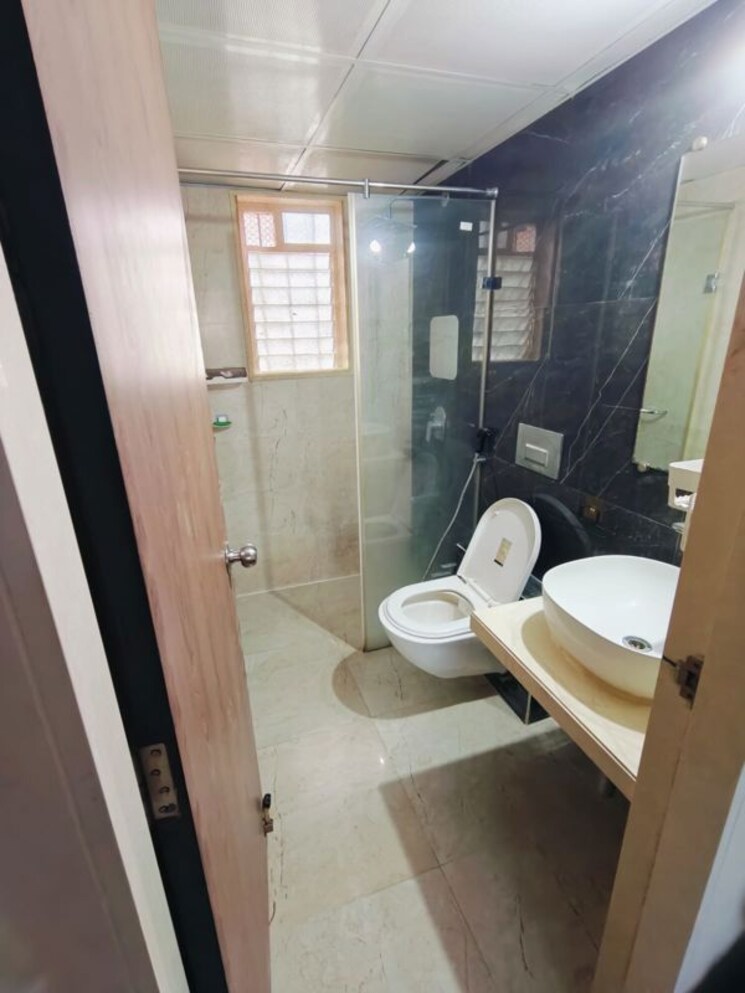 Bathroom, dosti-west-county 2 Bedroom 650 Sq.Ft. Apartment In Balkum Pada Thane 9923588