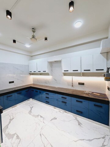 Kitchen in 4 BHK Independent House at RWA Apartments Sector 40, Sector 40 – for Rent