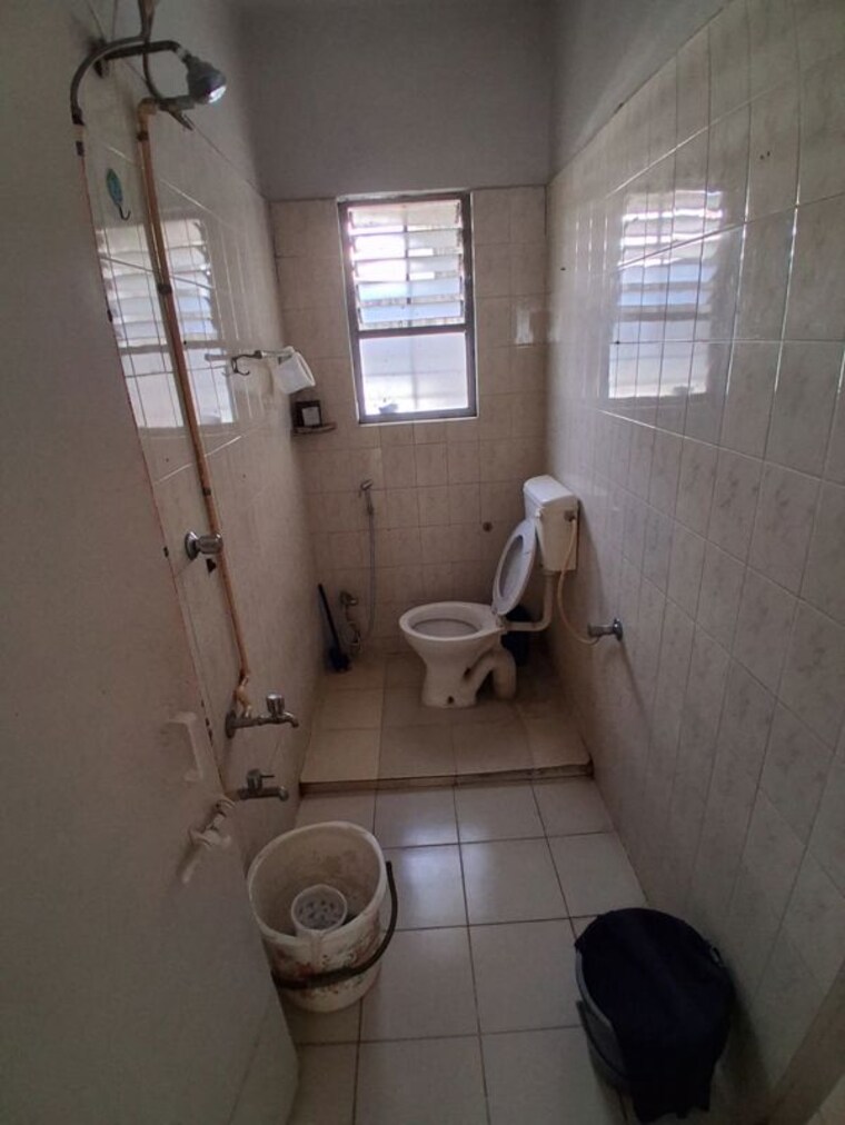 Bathroom, aundh 3 Bedroom 1700 Sq.Ft. Apartment In Aundh Pune 9923607