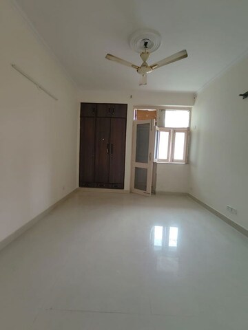 3 BHK Builder Floor For Sale in Pitampura