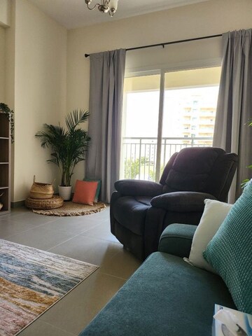 Living Room in 3 BHK Apartment at Sheth Beaumonte, Sion East – for Rent