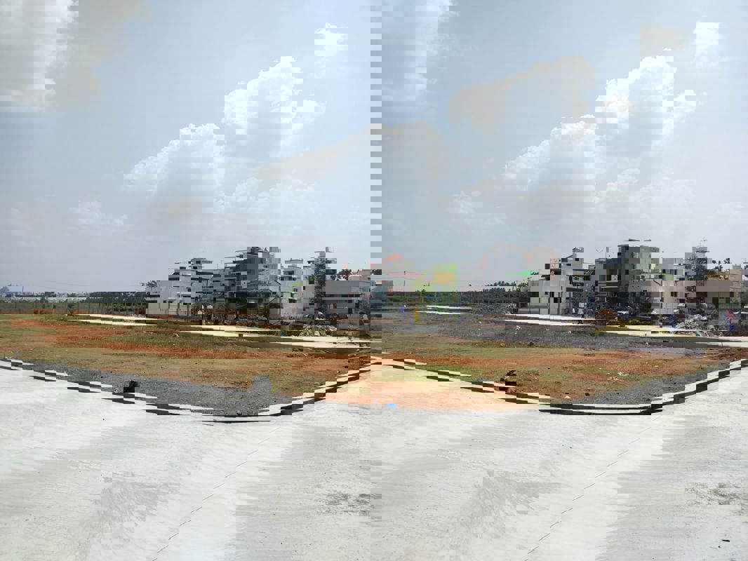 Plot For Sale in Woraiyur