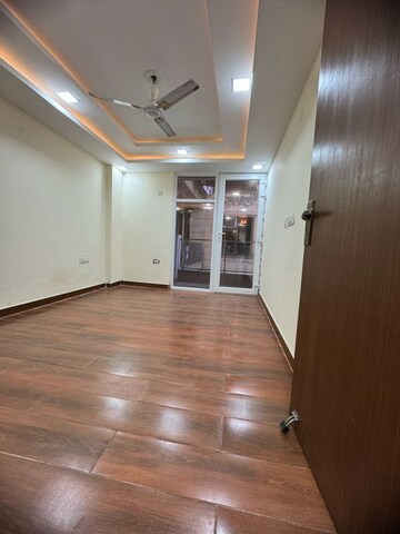 Room in 2 BHK Builder Floor at Palm Residency Chhatarpur, Rajpur Khurd Extension – for Rent