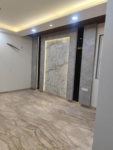 3 BHK Builder Floor For Sale in Pitampura