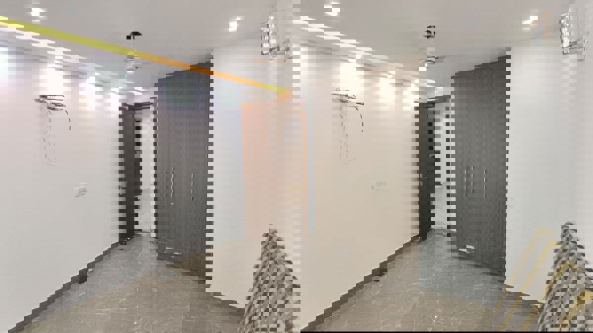 3 BHK Builder Floor For Sale in Pitampura