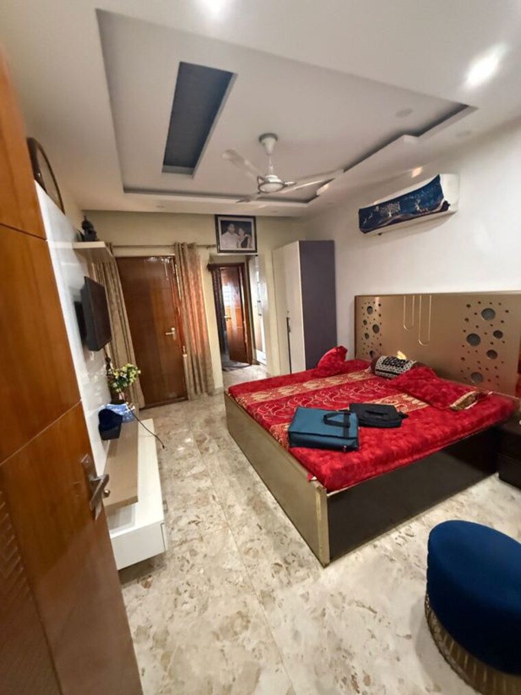 Bedroom, omaxe-royal-residency-faridabad 3 Bedroom 1925 Sq.Ft. Apartment In Sector 79 Faridabad 9923649
