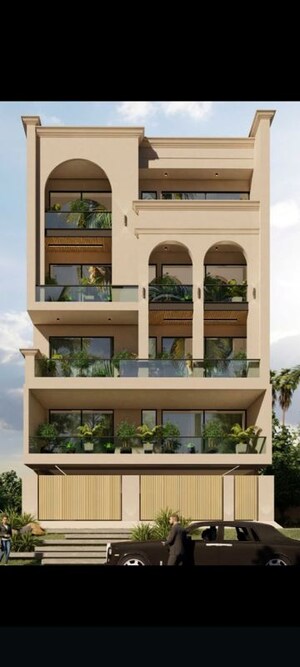 6+ BHK Independent House For Sale in Pitampura