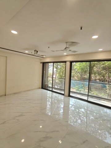 Room in 3 BHK Apartment at Gurukrupa Divyam, Ghatkopar East – for Rent