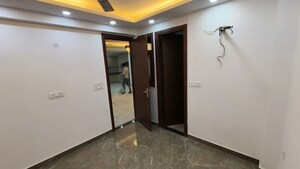 Room in 6+ BHK Independent House at Pitampura – for Sale