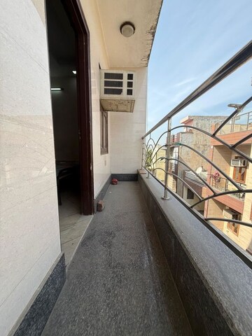 2 BHK Builder Floor – Exterior View View at Paschim Vihar - for Rent