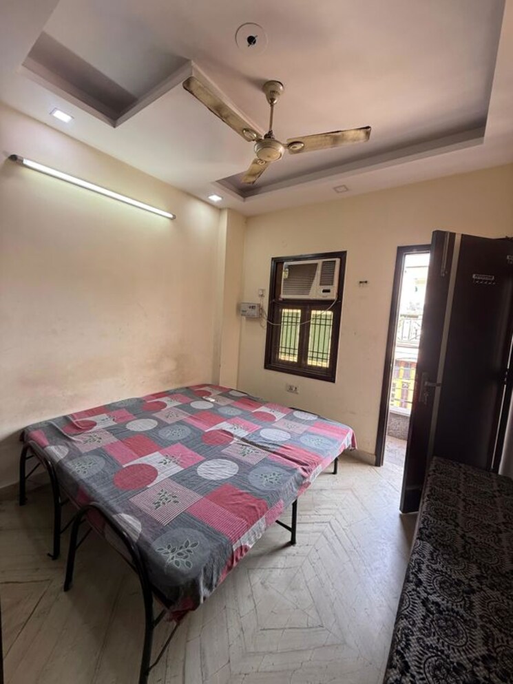 Bedroom, paschim vihar 2 Bedroom 900 Sq.Ft. Builder Floor In Paschim Vihar Delhi 9923673