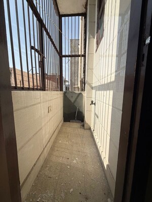 Balcony in 2 BHK Builder Floor at Paschim Vihar – for Rent