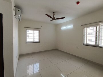 Room in 2 BHK Apartment at Pacifica Hillcrest Phase 1, Gachibowli – for Rent