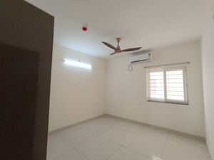 Room in 2 BHK Apartment at Pacifica Hillcrest Phase 1, Gachibowli – for Rent