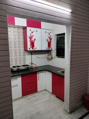 Kitchen in 6+ BHK Independent House at Shalimar Bagh – for Sale