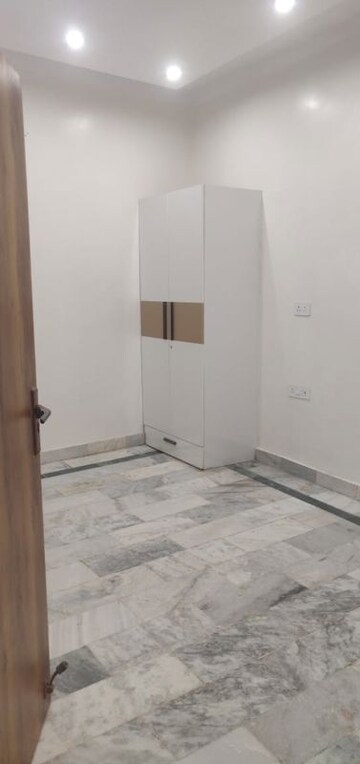 6+ BHK Independent House For Sale in Shalimar Bagh