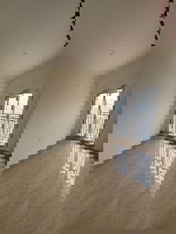 2.5 BHK Apartment For Rent in L&T Crescent Bay T2