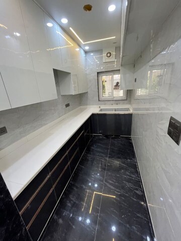 Kitchen in 3 BHK Builder Floor at Pitampura – for Sale