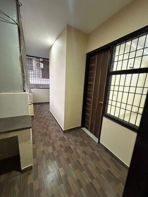 Room in 3 BHK Builder Floor at Ardee City, Sector 52 – for Rent