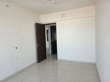Room in 1 BHK Apartment at Kurla West – for Rent