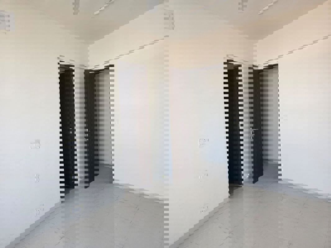 1 BHK + Study Room Apartment For Rent in Kurla West