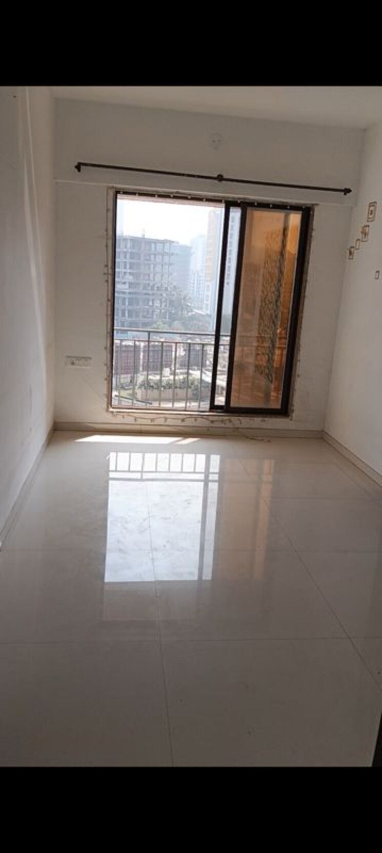 Room, tiara-hills 1 Bedroom 360 Sq.Ft. Apartment In Mira Road Thane 9923752
