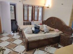 3 BHK + Servant Room Apartment For Rent in Sector 21C