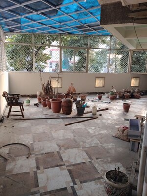 Living Room in 3 BHK Apartment at Sector 21c – for Rent