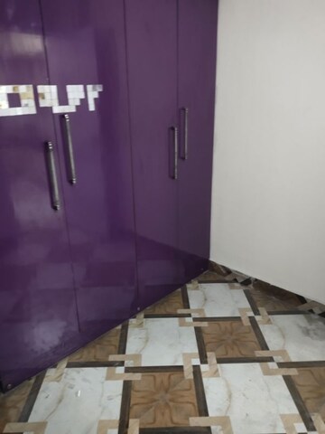 Room in 3 BHK Apartment at Sector 21c – for Rent