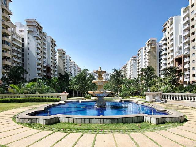 3 BHK 1582 Sq.Ft. Apartment in Purva Fountain Square