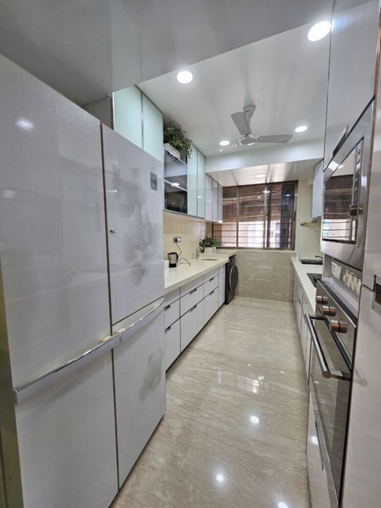 Kitchen, oberoi-springs 2.5 Bedroom 900 Sq.Ft. Apartment In Andheri West Mumbai 9923788