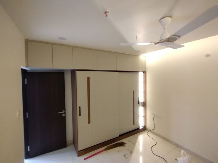 Room, svc-tree-walk 3 Bedroom 1833 Sq.Ft. Apartment In Kondapur Hyderabad 9923813