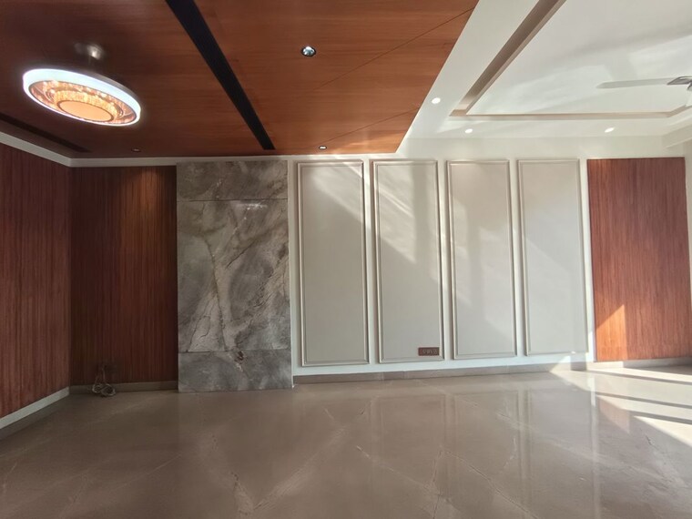 undefined, dlf phase i 4 Bedroom 316 Sq.Yd. Builder Floor In Dlf Phase I Gurgaon 9923831